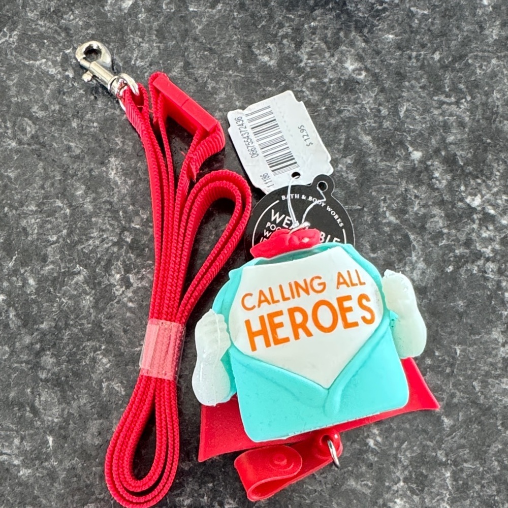 NWT Bath & Body Works calling all heroes 2020 Covid hand sanitizer holder lanyar